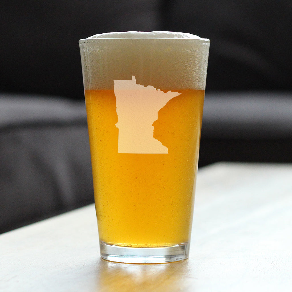 Minnesota State Outline Pint Glass for Beer - State Themed Drinking Decor and Gifts for Minnesotan Women & Men - 16 Oz Glasses